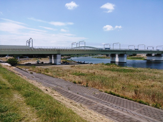橋の裏側(下流側です)